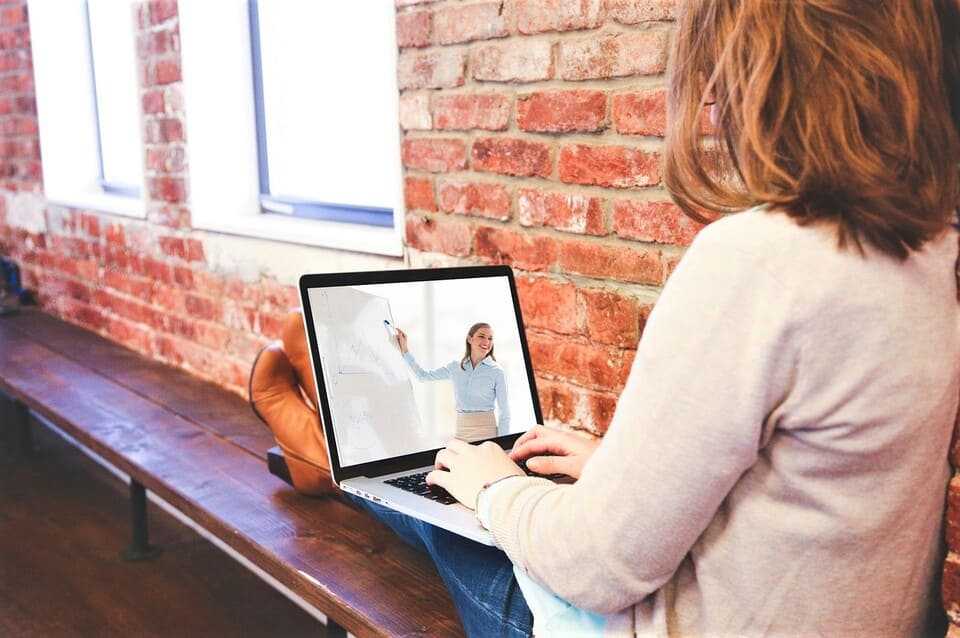 Remote Work Advantages, Challenges, and Strategies for Success Remote Work Advantages, Challenges, and Strategies for Success
